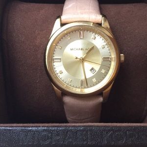 Cute Michael Kors watch